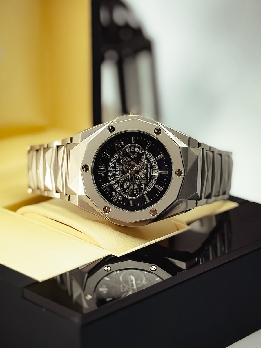 Hublot Chain Strapped Black Hologram Dial Watch